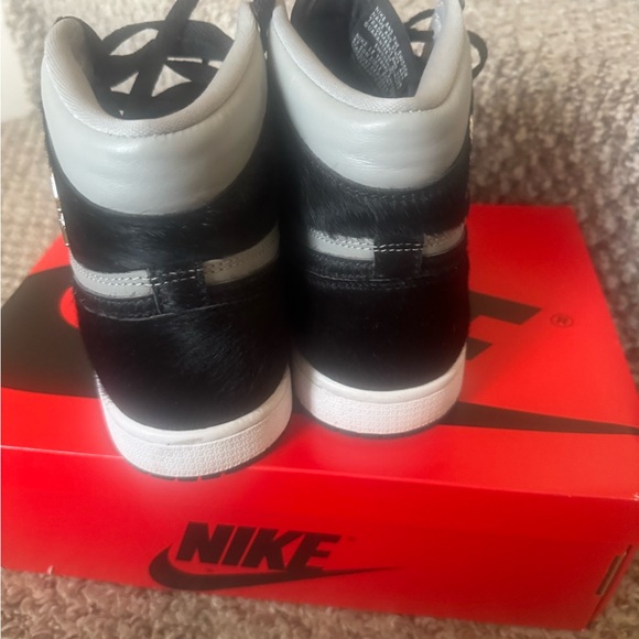 Nike Women’s Air Jordan 1 Retro Hi OG Twist 2.0 DZ2523-001 SZ 9.5 - Picture 9 of 12
